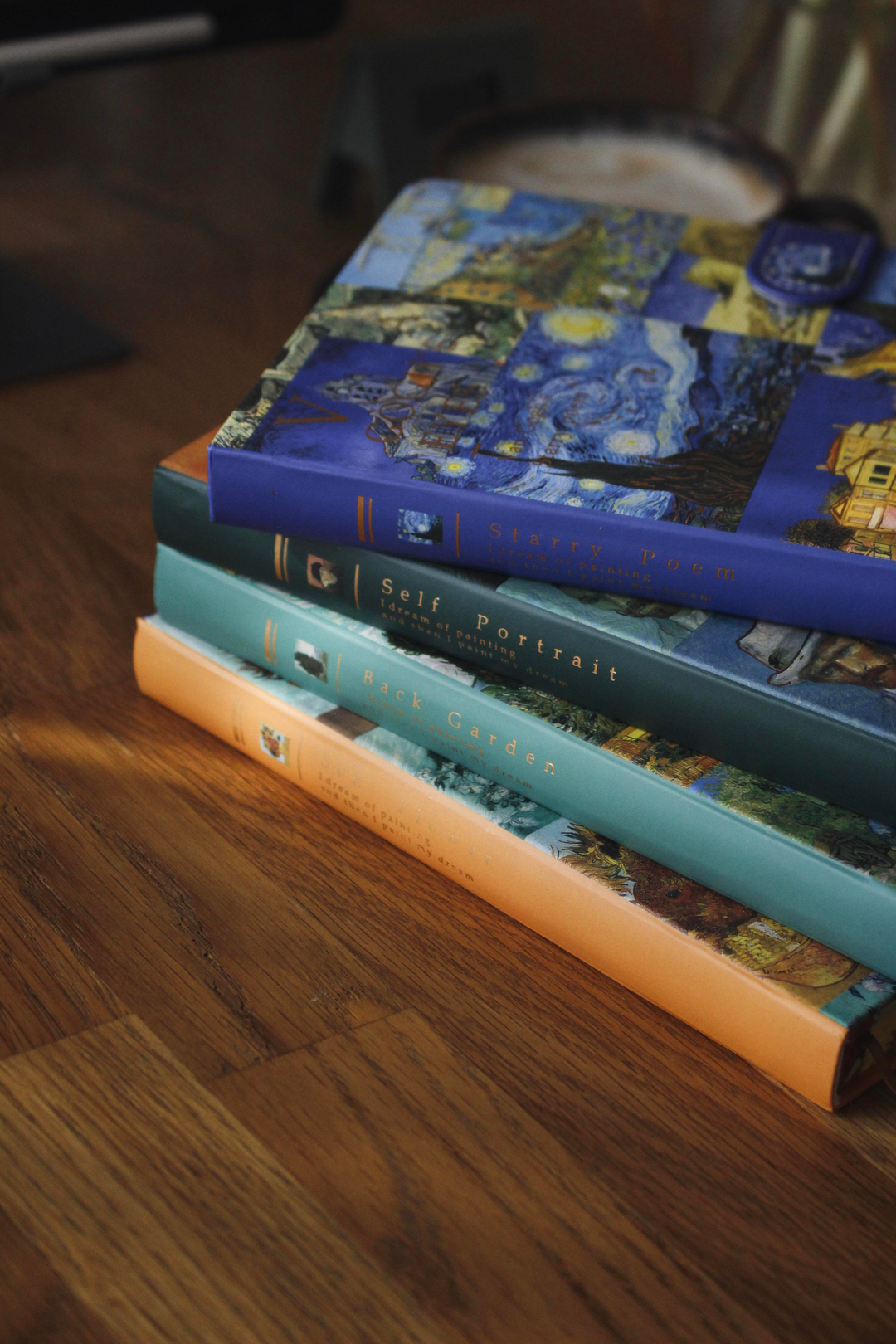 Nova Crafts Van Gogh Yıldızlı Gece Temalı Tüm Eserler Yeşil Manzara Temalı Ajanda – Süresiz Tarihsiz Ajanda | Van Gogh Defter