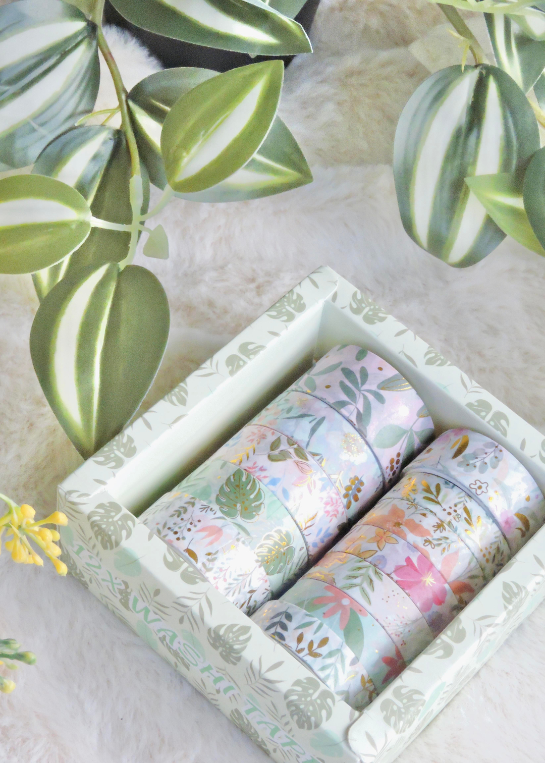 Nova Crafts Yeşil Kutu Çiçekler Temalı Yaldızlı Washitape Seti ( 12 Adet Washitape )