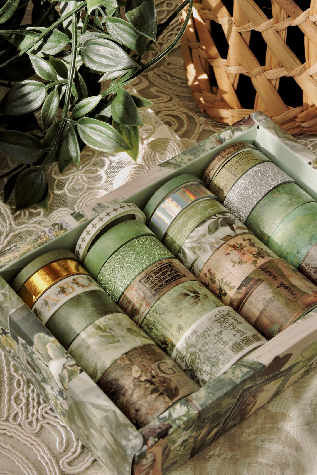 Nova Crafts Yeşil Secret Garden Series Tablolar 24 lü Washitape Seti ( Bullet Journal için uygundur.)
