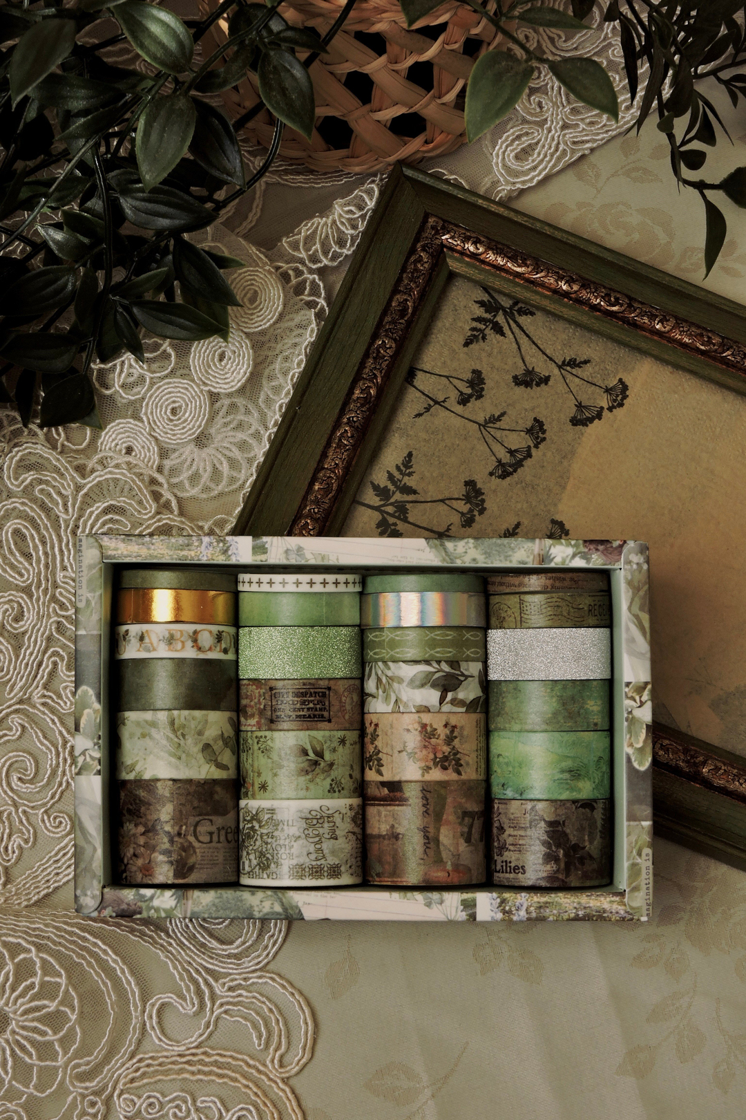 Nova Crafts Yeşil Secret Garden Series Tablolar 24 lü Washitape Seti ( Bullet Journal için uygundur.)