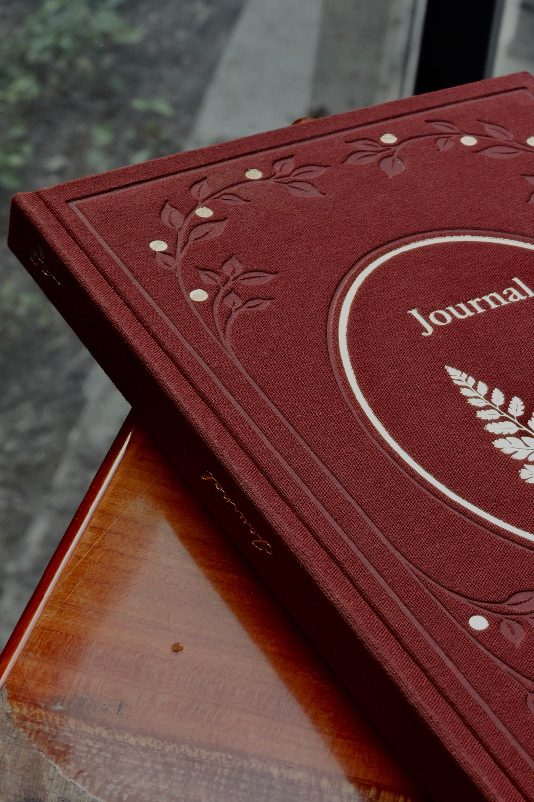 Nova Crafts Zarafet Serisi Bordo Yaldızlı Keten Kapak Çizgişi Defter  