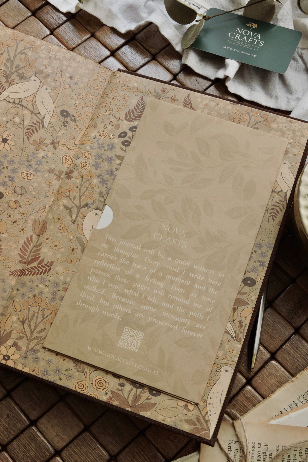 Nova Crafts Zarafet Serisi |  Kahverengi Yaldızlı Keten Çizgili Journal Defter  