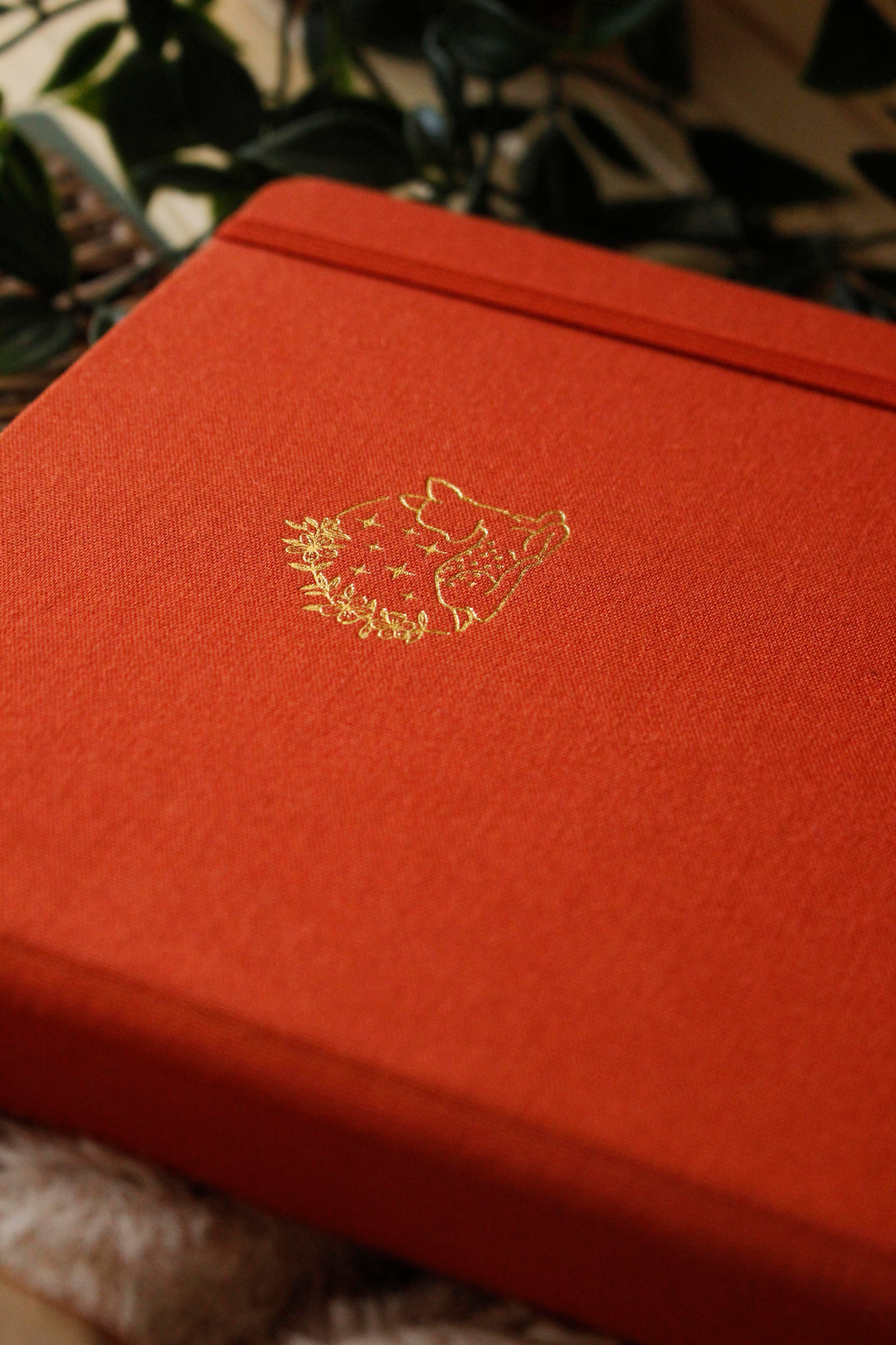 NovaCrafts Turuncu Keten Kapaklı Defter - Gizli Spiral, Lastikli & Şık Tasarım