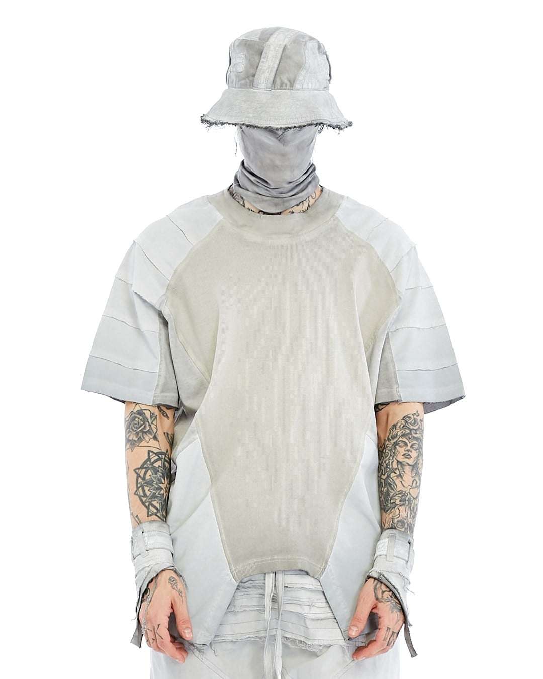 ARMOR T-SHIRT