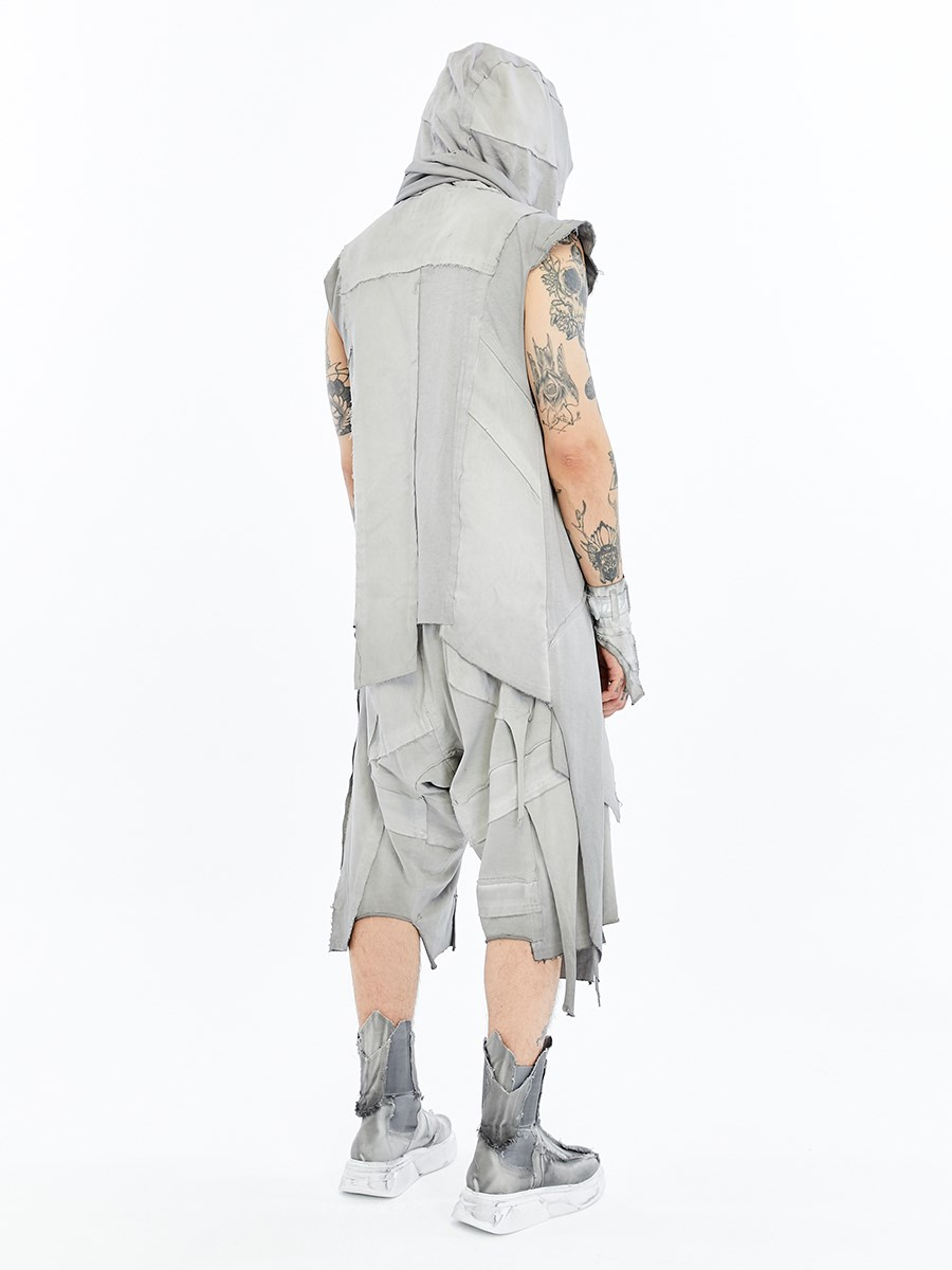 DIVIDE VEST