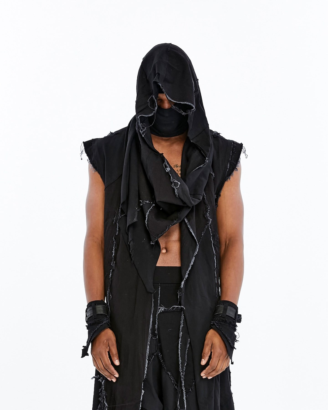DIVIDE VEST
