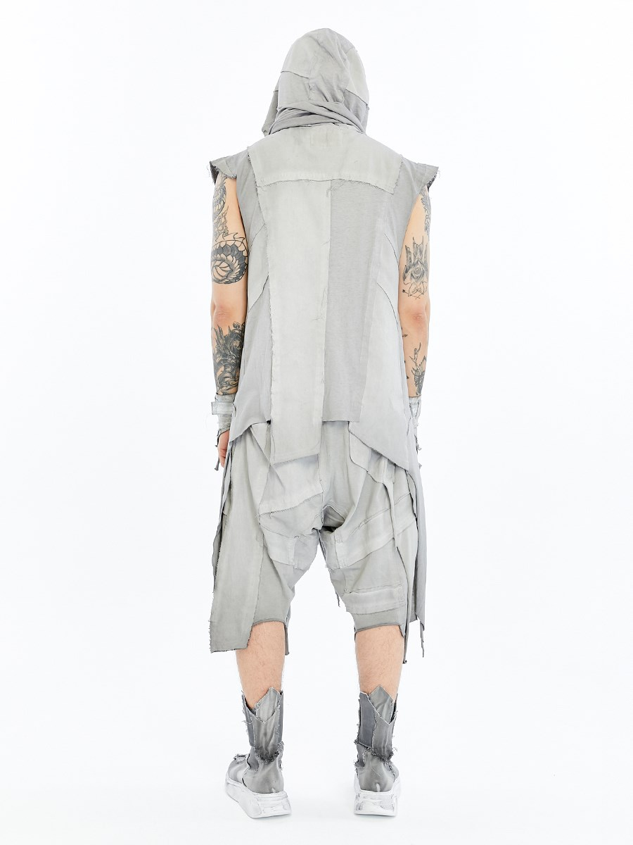 DIVIDE VEST