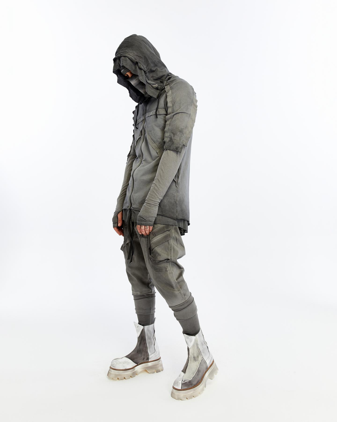 DOUBLE LAYER HOODED