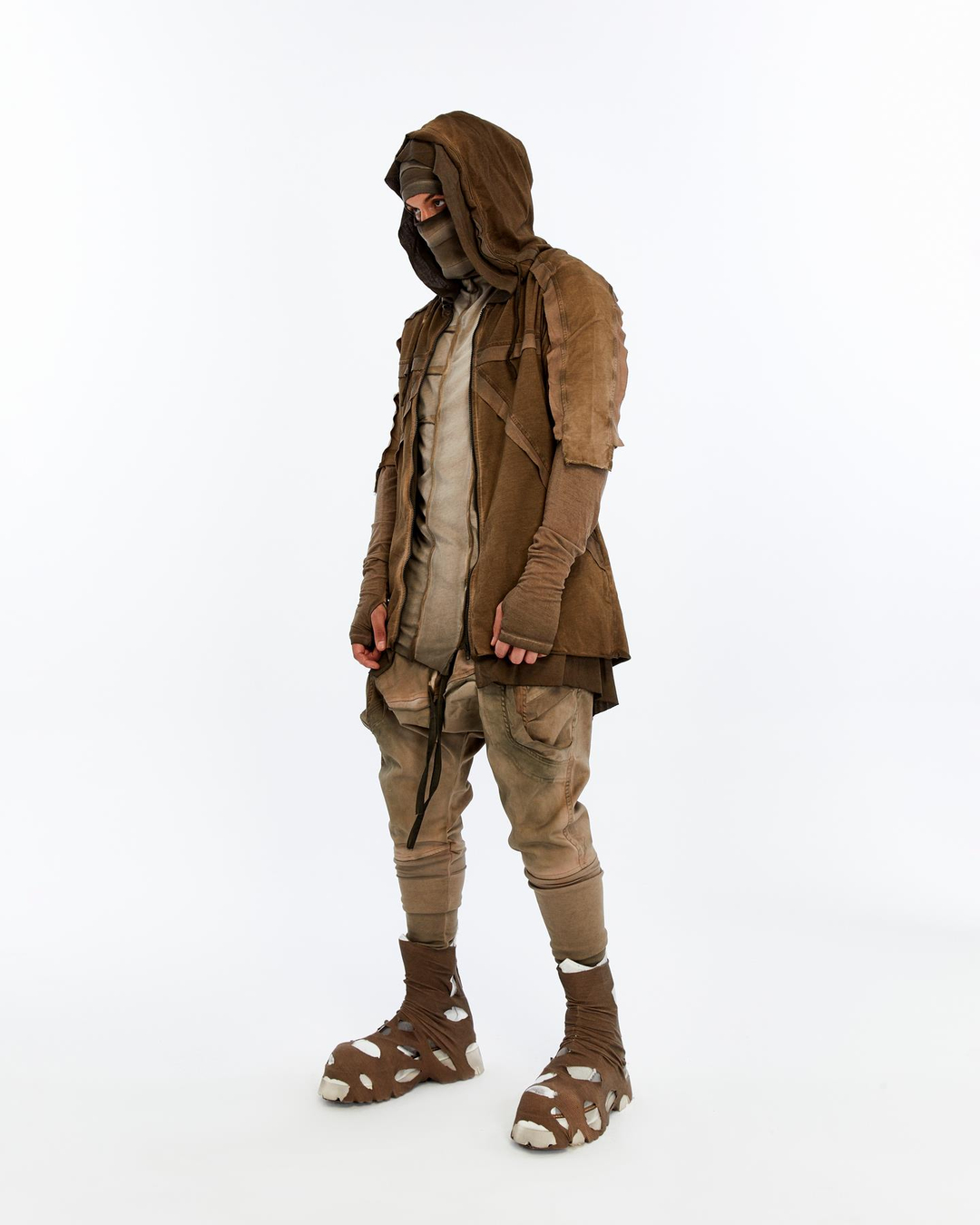 DOUBLE LAYER HOODED