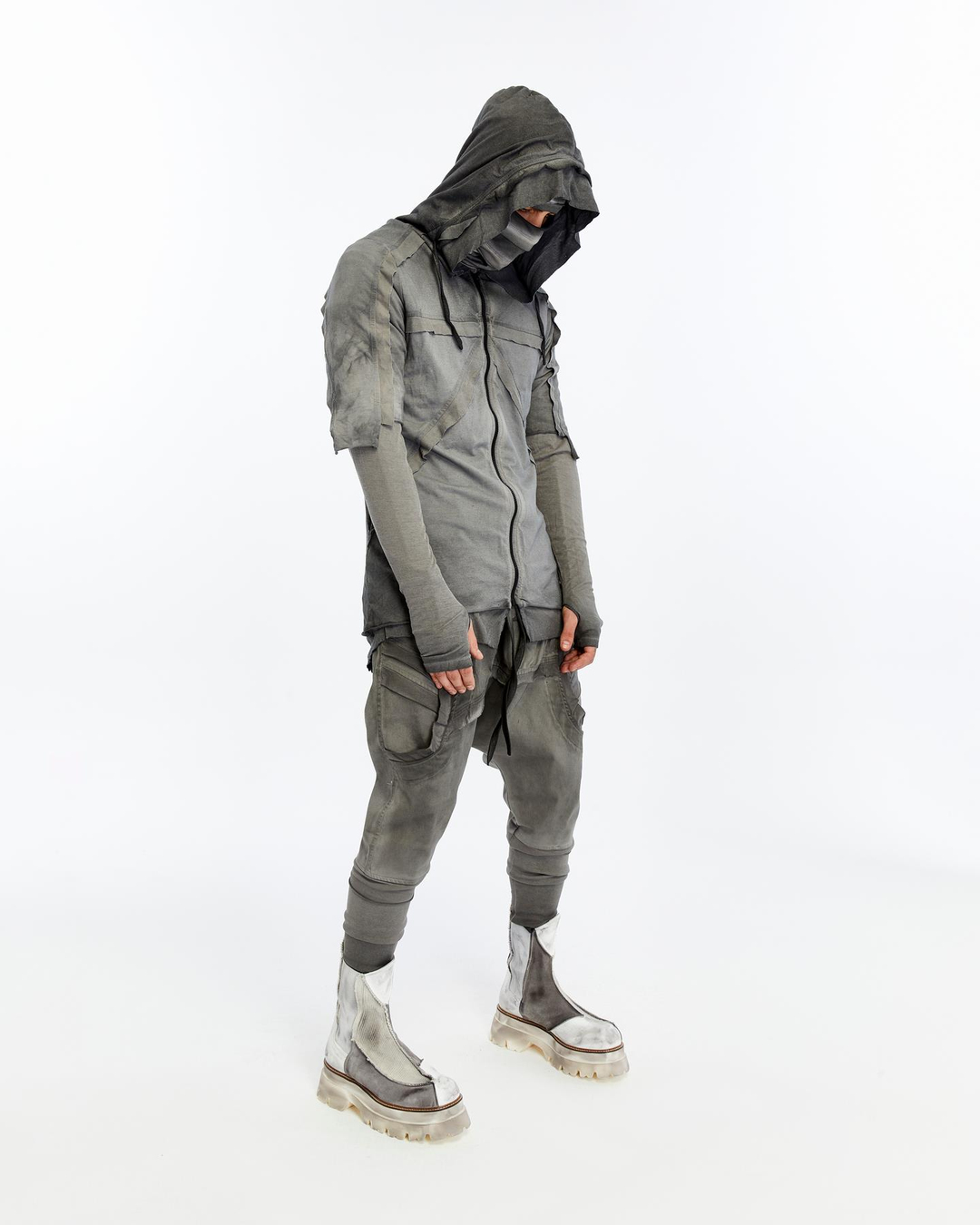 DOUBLE LAYER HOODED