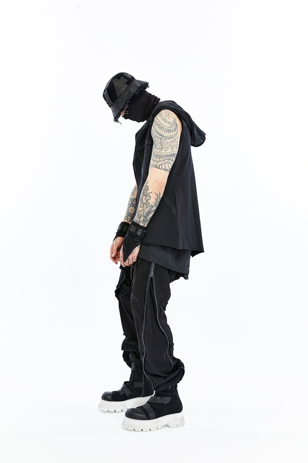 DOUBLE LAYER VEST