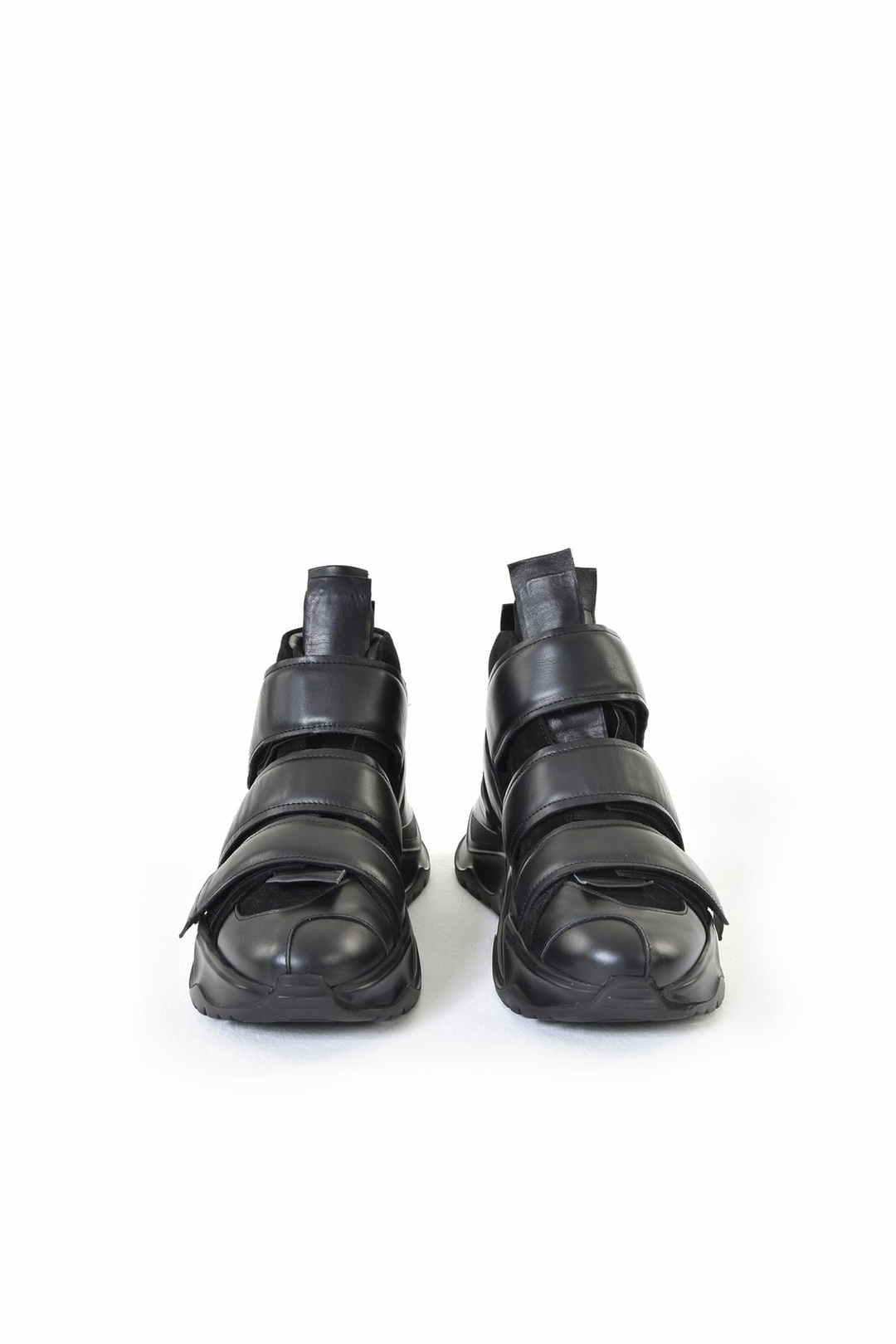 FRONT LACE SHOES