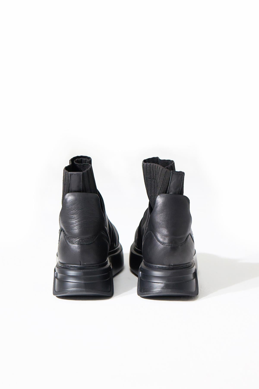 LEATHER LAYERED SHOES