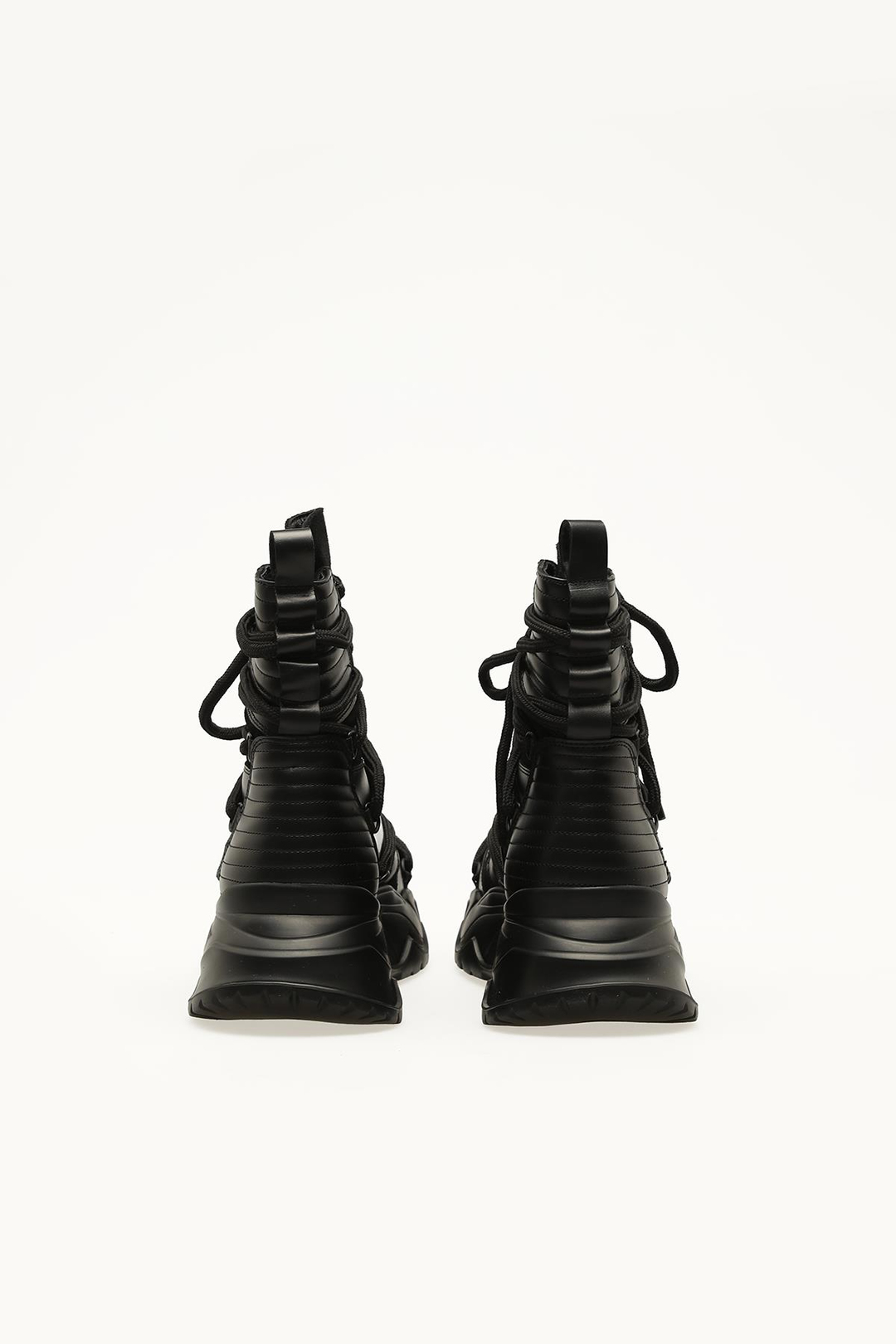 LONG STRING SHOES