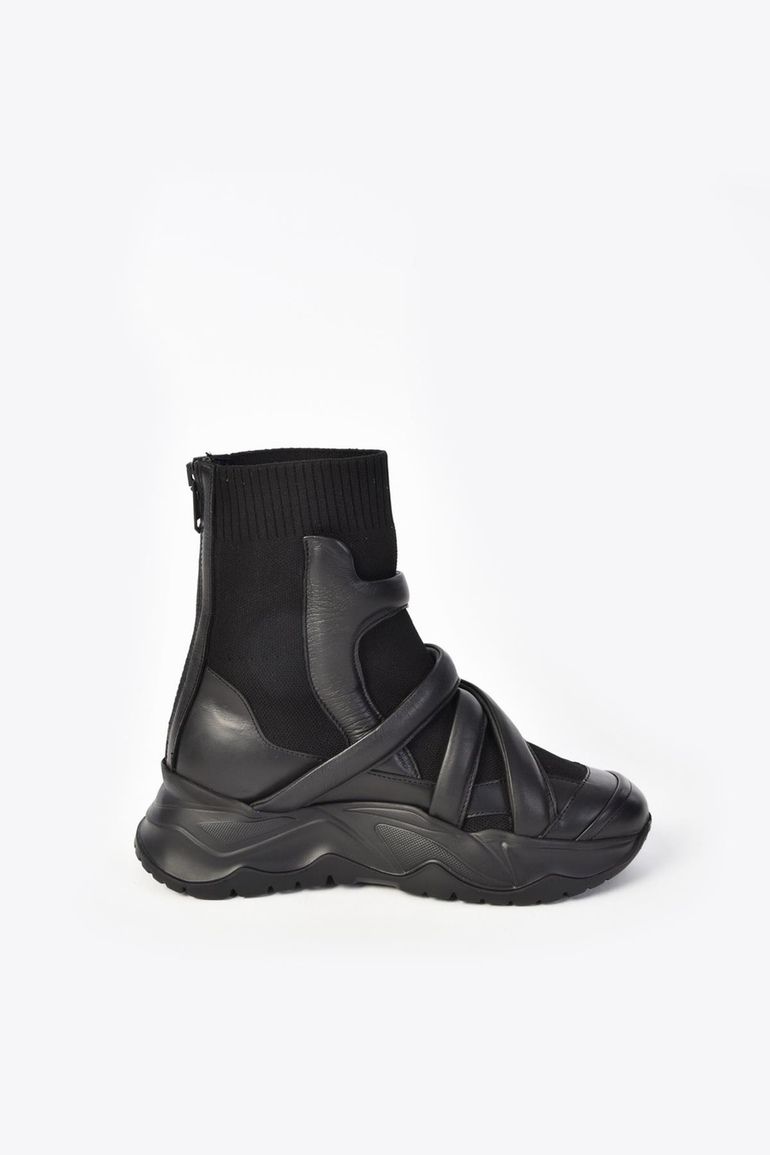 MULTI-PIECE SHOES