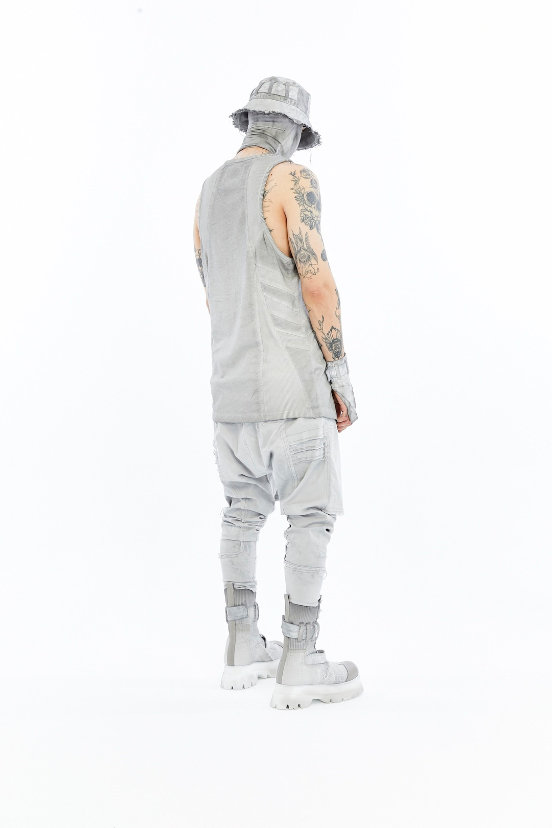 RIBBED PANEL TANK TOP