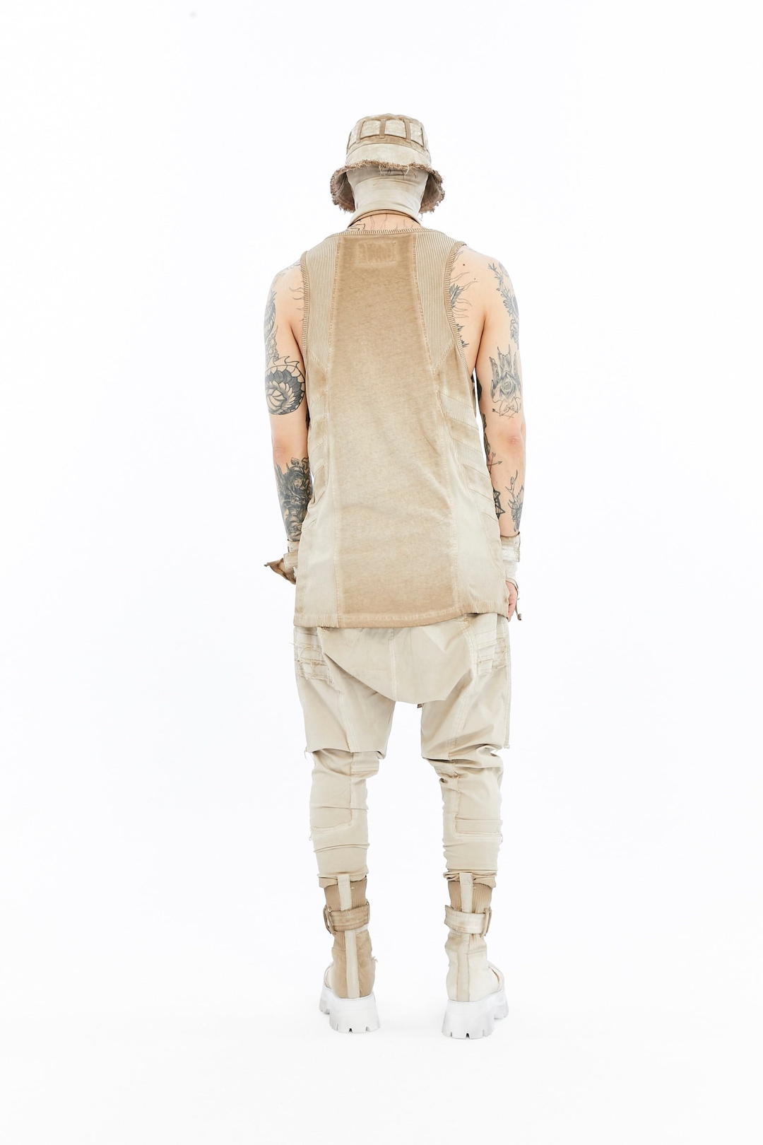 RIBBED PANEL TANK TOP