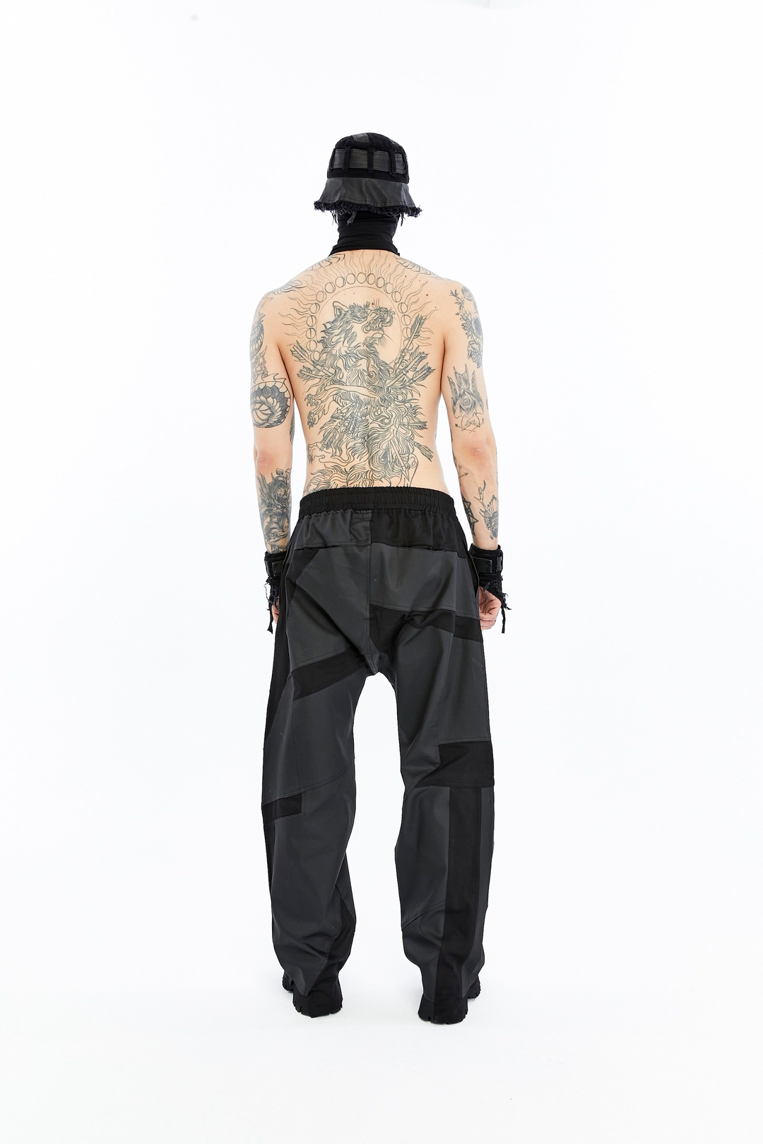 RIFT PANTS
