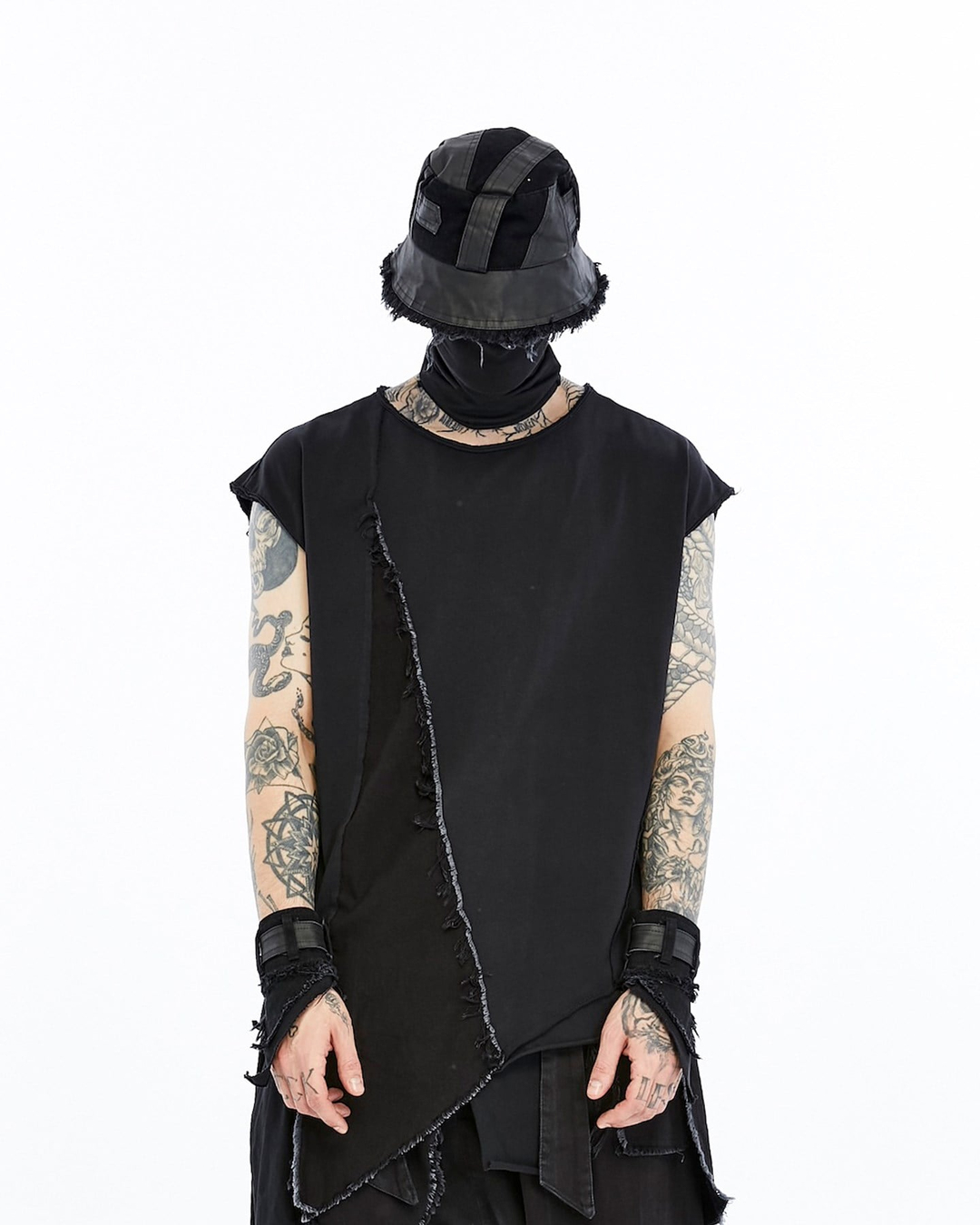 SILENT EDGE T-SHIRT