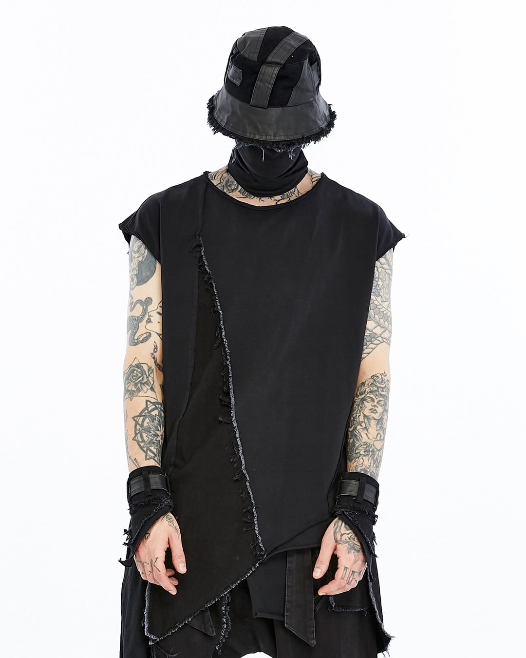 SILENT EDGE T-SHIRT