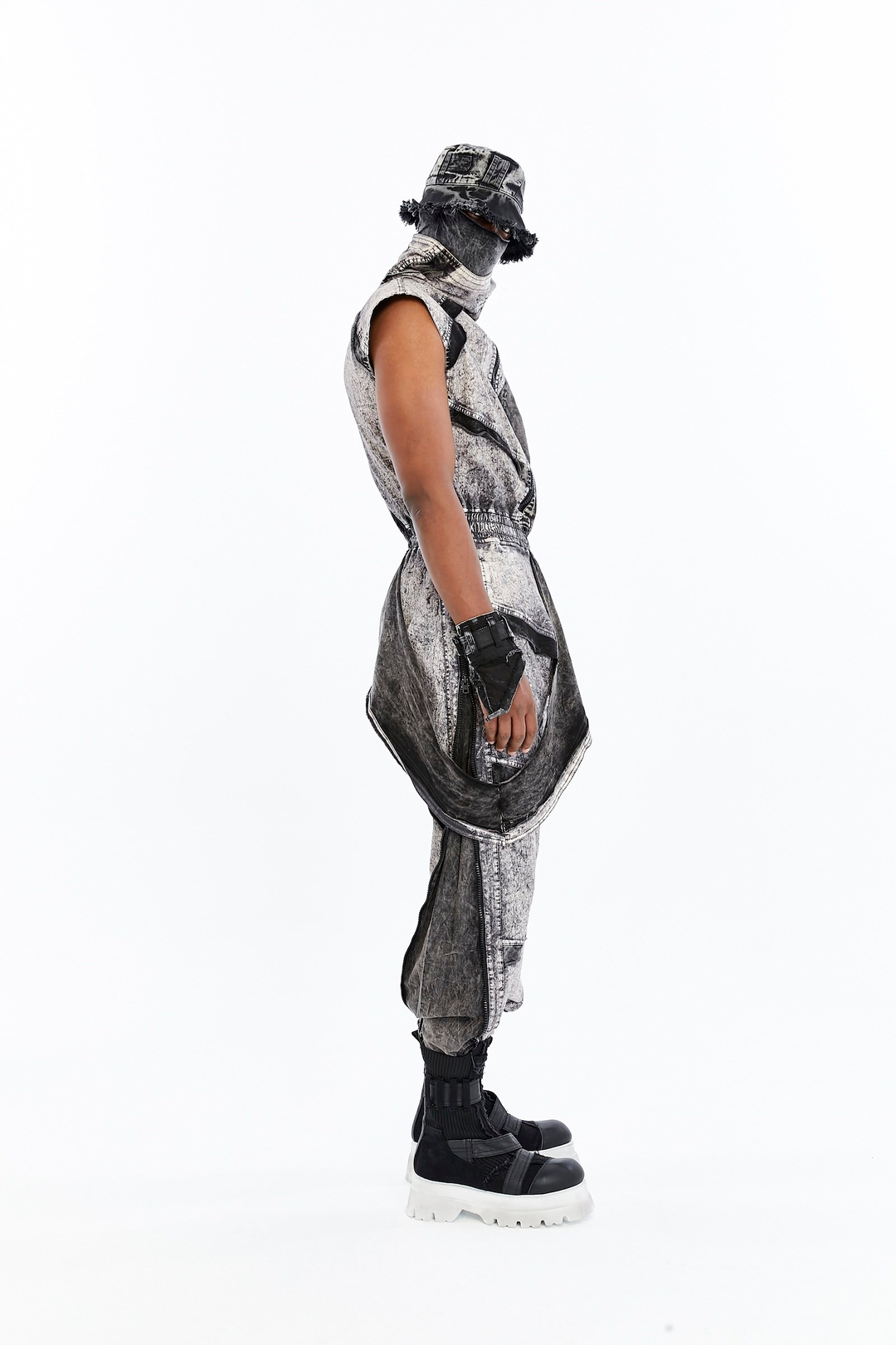 SPLIT ZIP OVERALLS