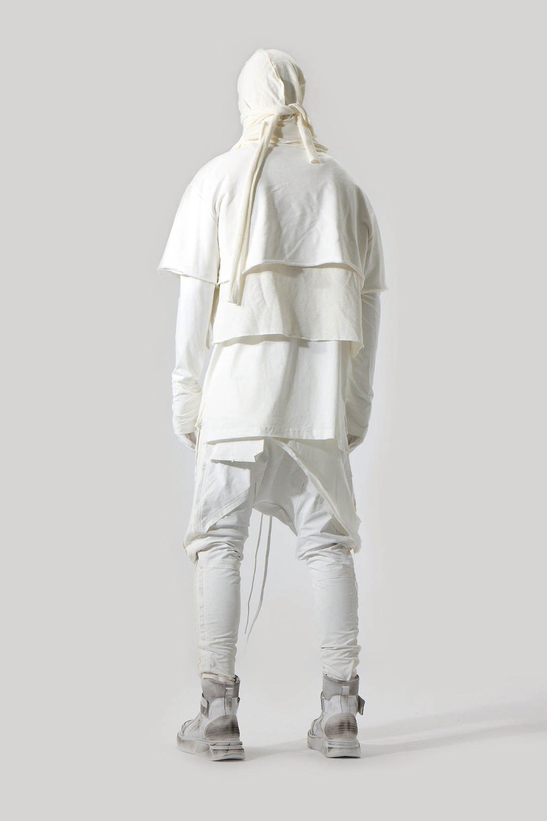 THREE PART SWEATSHIRT