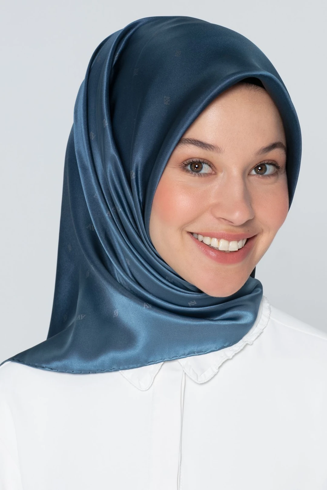 Armine Nostalji Serisi Twill İpek Eşarp 8338 04