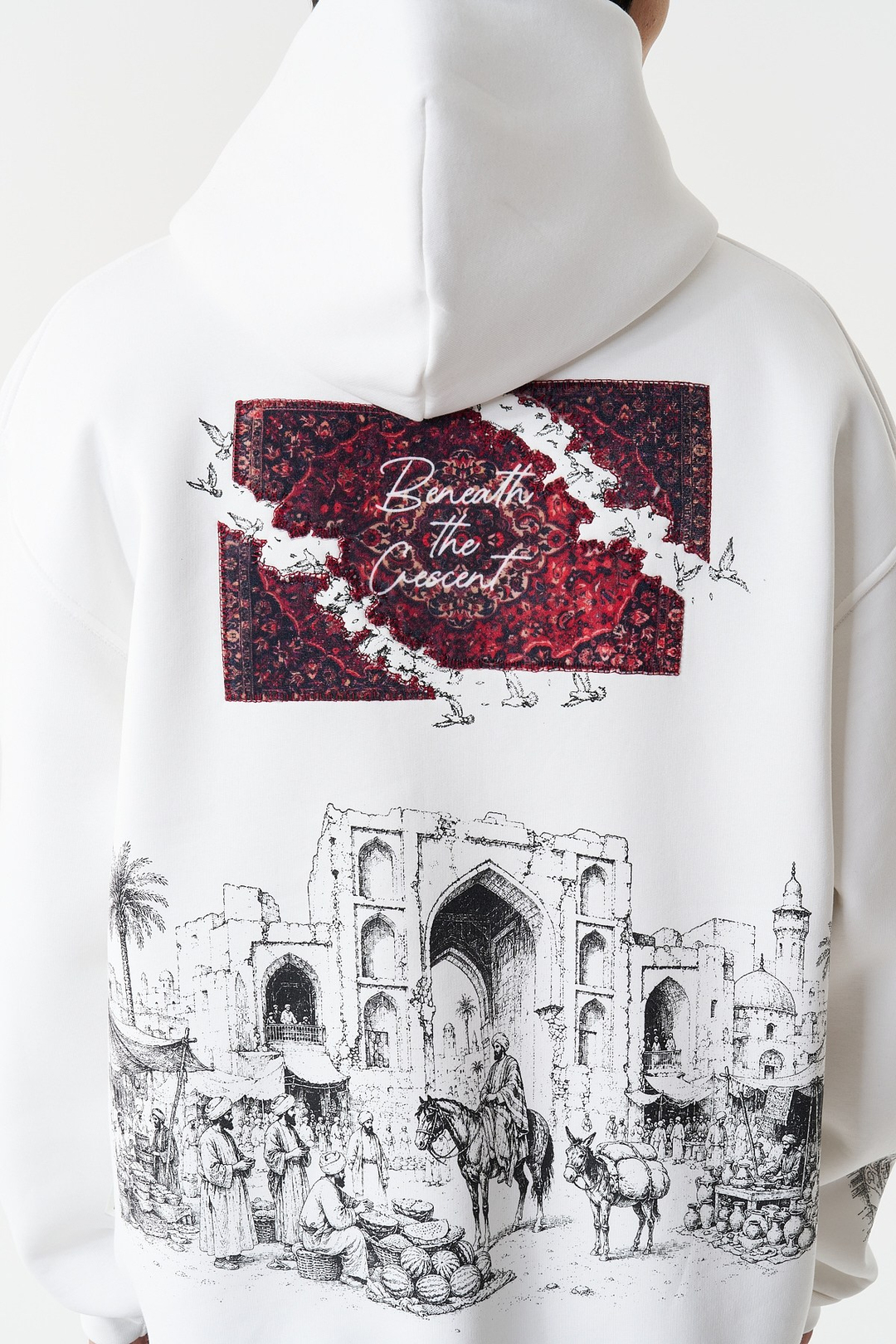 Beneath the Crescent Oversize Erkek Sweatshirt Ekru