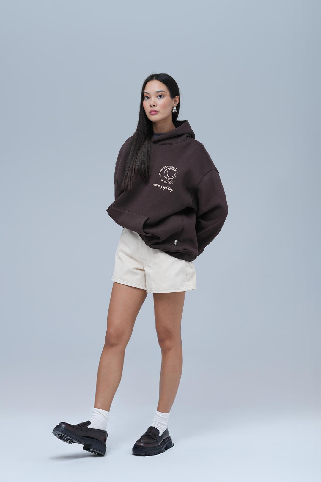 Beyond the Frame Oversize Sweatshirt Kadın Kahverengi