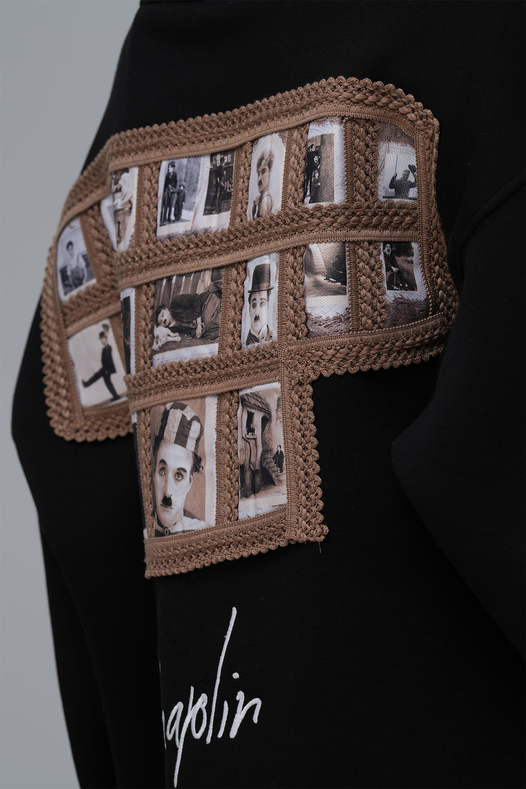 Frames of Laughter Oversize Sweatshirt Kadın Siyah