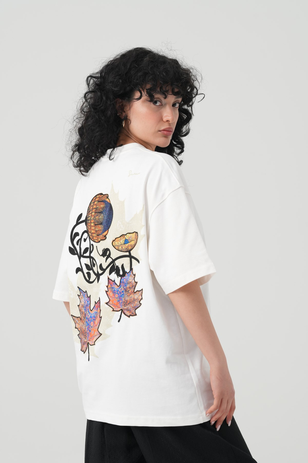 Maple Dream Oversize Kadın Tişört Ekru
