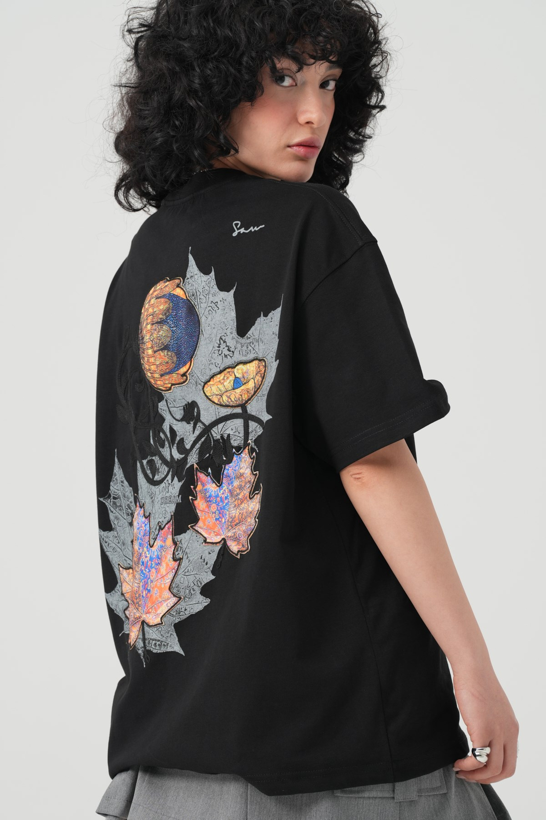 Maple Dream Oversize Kadın Tişört Siyah