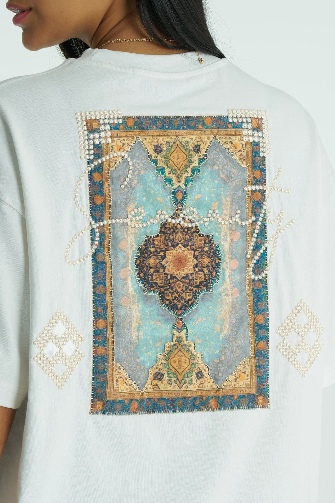 Medallion Oversize Kadın Tişört Ekru