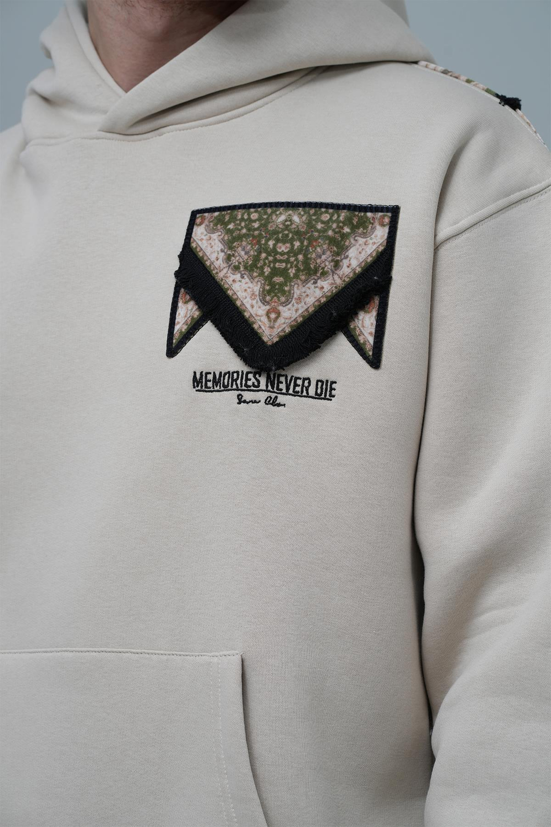 Memories Never Die Oversize Sweatshirt Erkek Ekru