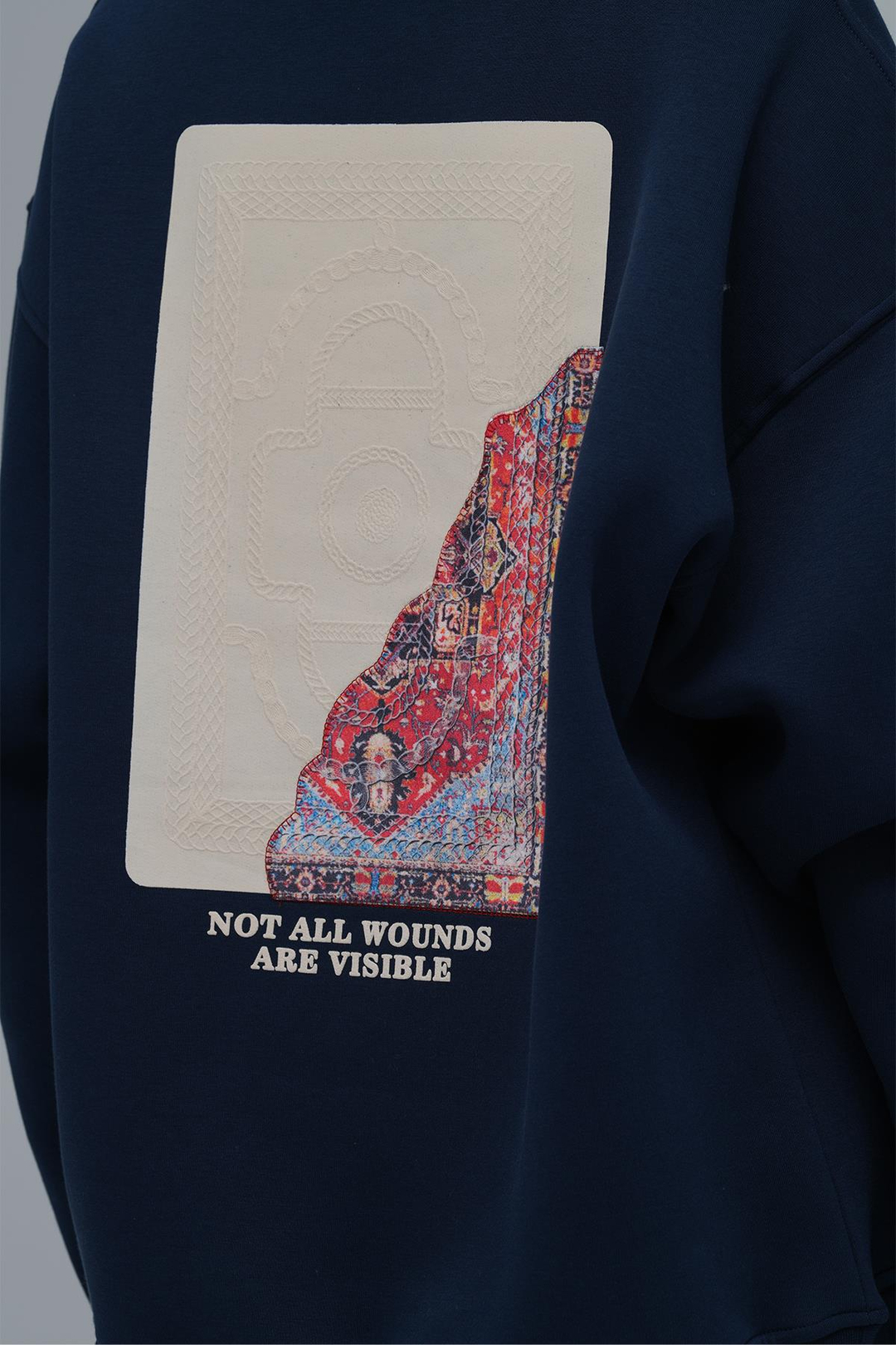 Not All Wounds Are Visible Oversize Sweatshirt Kadın İndigo