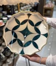 Lüks Akrilik Yuvarlak Tepsi Zümrüt Geometri 38cm
