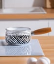 Zebra Emaye Yumurtalık /Sosluk - 16 cm