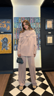 Bej Fularlı Sweatshirt