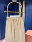 Önü Dikişli Bol Paça Pantolon Bej