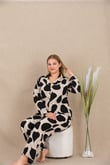 Arias Closet Büyük Beden Siyah Beyaz Kalp Desenli Düğmeli Uzun Kol Viskon Pijama Takımı