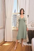 Arias Closet Çiçek ve Yaprak Desenli Dantelli ve Dekolteli Sabahlık Takımı