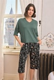 Arias Closet Çiçek ve Yaprak Desenli V Yaka Büyük Beden Kapri Takımı