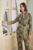 Arias Closet Çiçek Yaprak ve Etnik Desenli Pijama Takımı