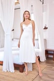 Arias Closet Dantelli ve Dekolteli Yırtmaçlı Gecelik