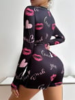 Arias Closet Pamuklu Kırmızı Öpücük ve Kalp Desenli Düğmeli Uzun Kol Tulum Pijama