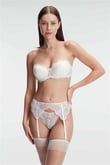 Arias Closet Sütyen, Jartiyer, String ve Çorap Takımı