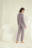 Arias Closet Yakası Kolu ve Omzu Dantelli Boydan Düğmeli Pijama Takımı