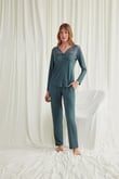 Arias Closet Yakası Omzu ve Paçası Dantelli Boydan Düğmeli Pijama Takımı