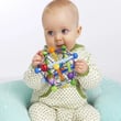 Manhattan Toys Skwish Ahşap Çıngıraklı Diş Kaşıyıcı