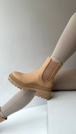 Kadın Bot NUDE